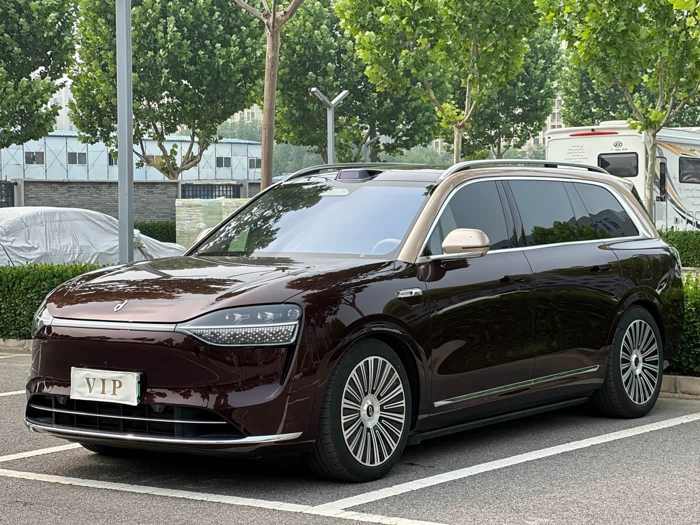 2026 Aito Wenjie AITO M9 Red, 1,800 km, China export – photo 1