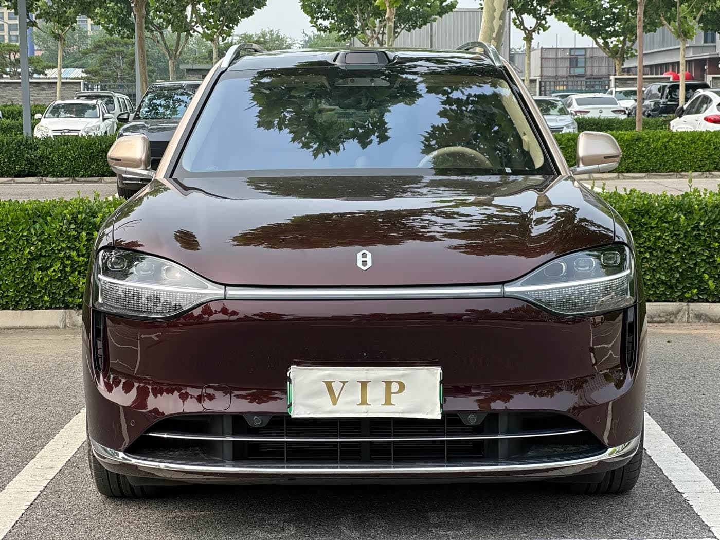 2026 Aito Wenjie AITO M9 Red, 1,800 km, China export – photo 2