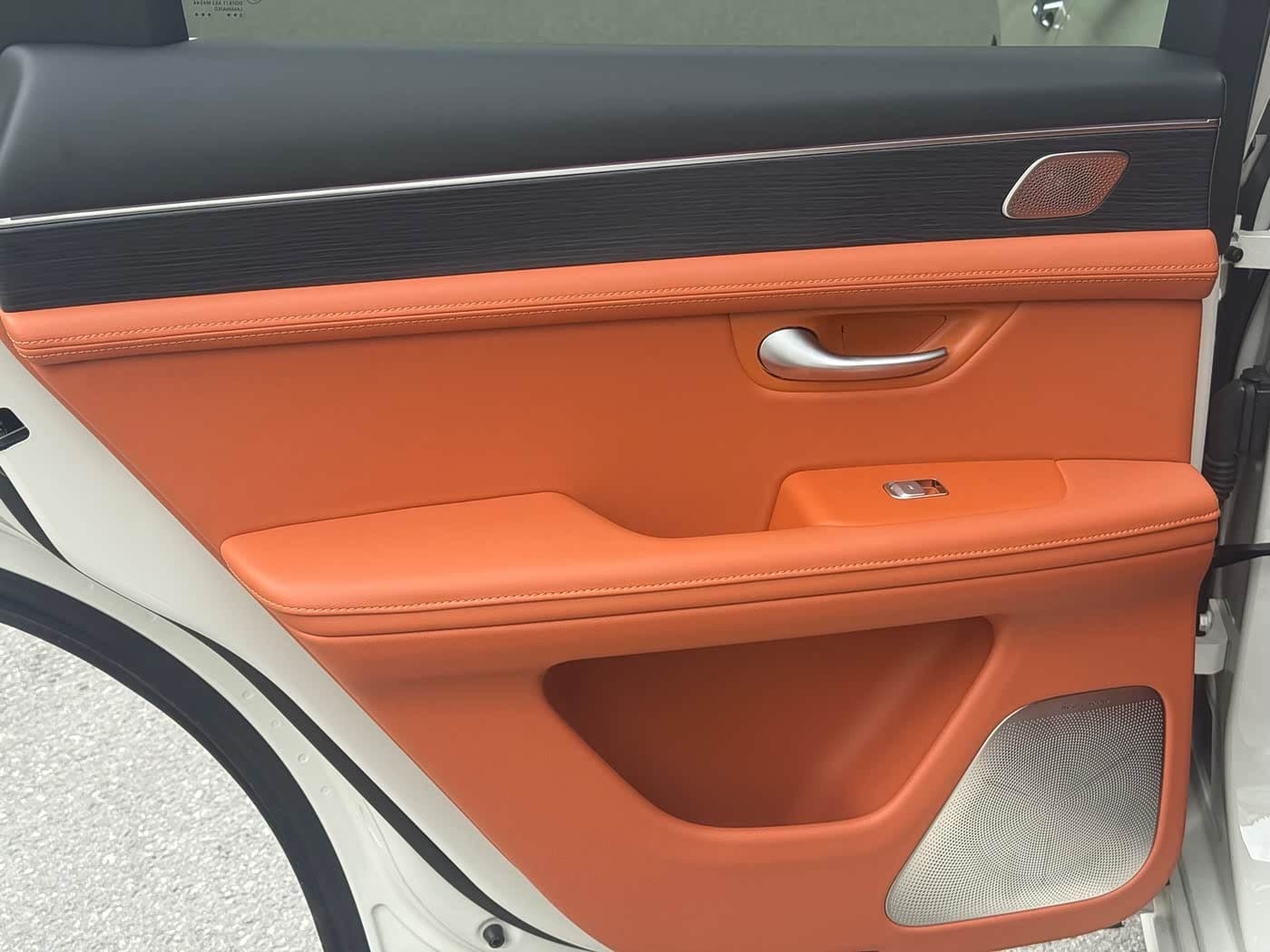 2025 Aito Wenjie AITO M5 White, 10,000 km, China export – photo 15