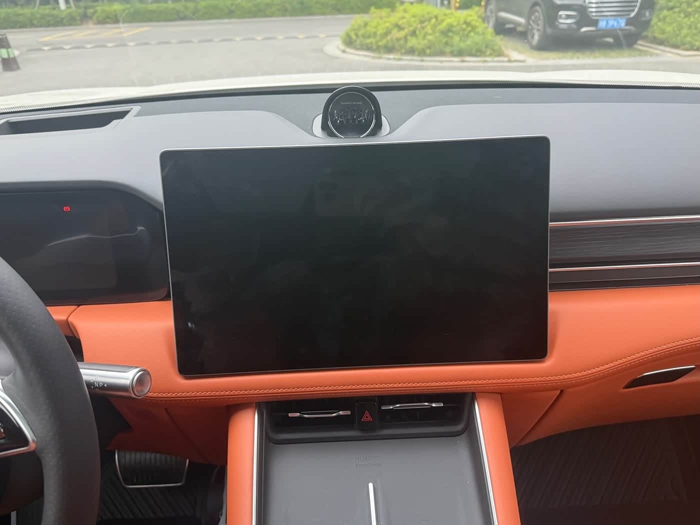 2025 Aito Wenjie AITO M5 White, 10,000 km, China export – photo 11