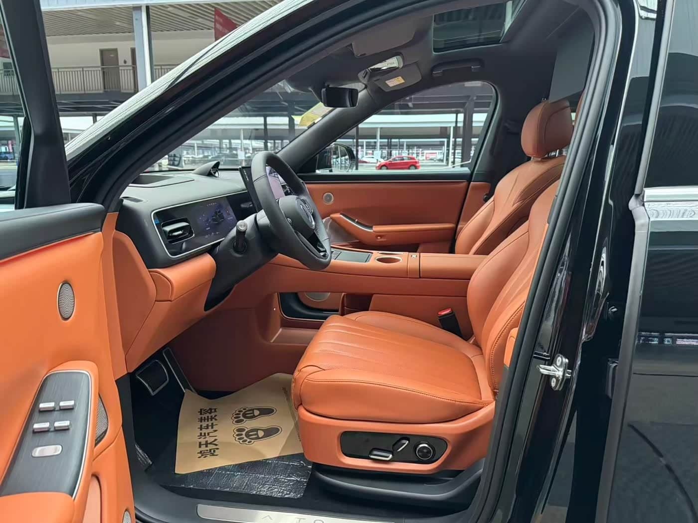 2025 Aito Wenjie AITO M7 Black, 6,000 km, China export – photo 5