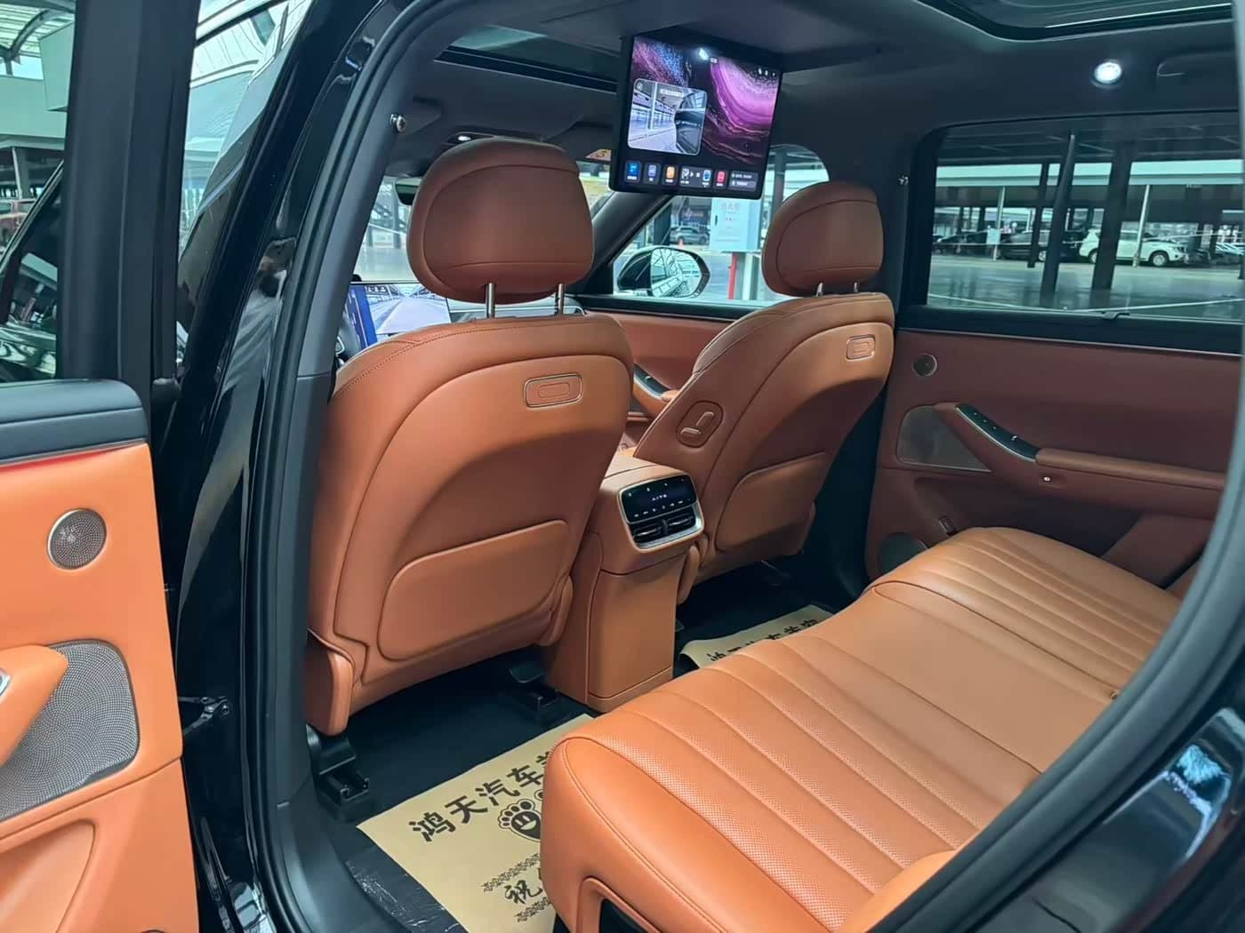 2025 Aito Wenjie AITO M7 Black, 6,000 km, China export – photo 7