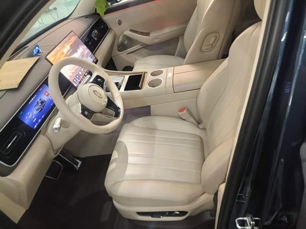 2025 Aito Wenjie AITO M7 Blue, 10,900 km, China export – photo 15