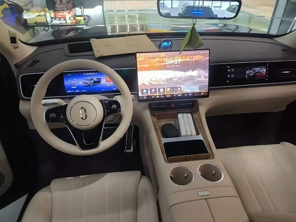 2025 Aito Wenjie AITO M7 Blue, 10,900 km, China export – photo 10
