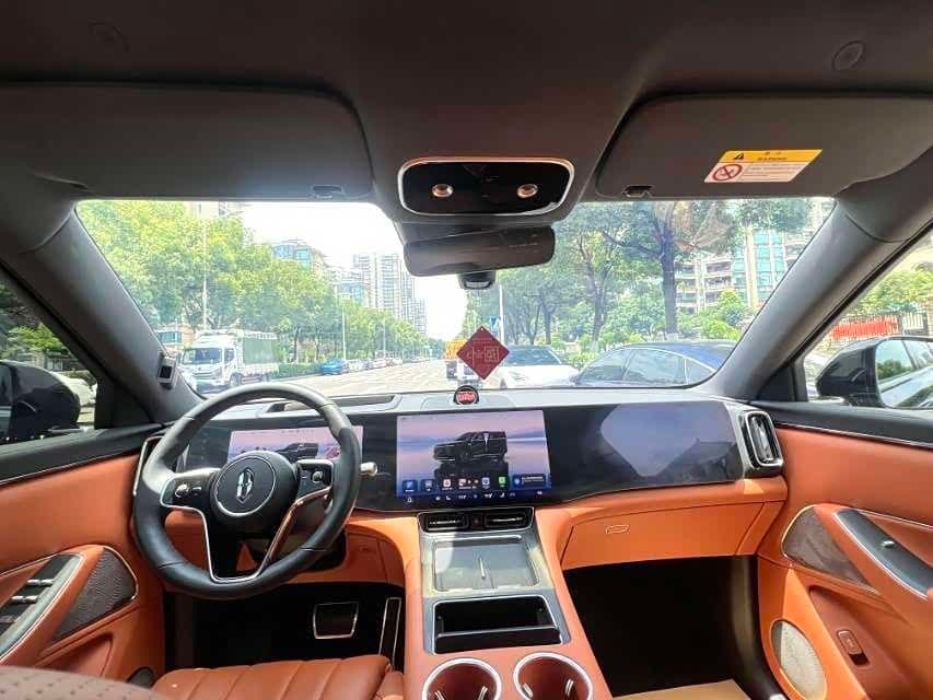 2025 Aito Wenjie AITO M8 Black, 10,000 km, China export – photo 5