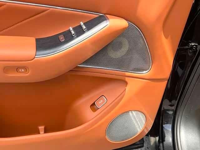 2025 Aito Wenjie AITO M8 Black, 10,000 km, China export – photo 9