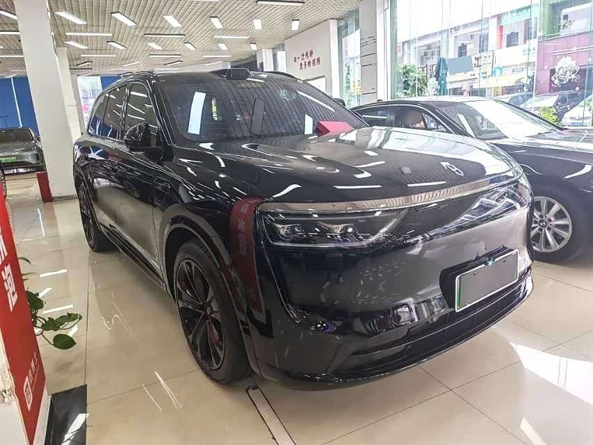 2025 Aito Wenjie AITO M8 Black, 10,000 km, China export – photo 3