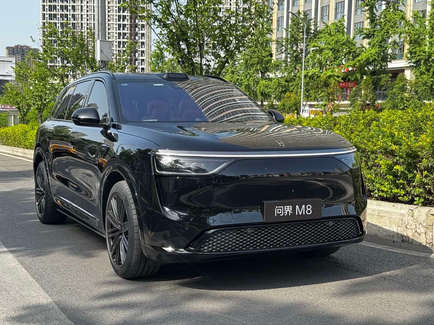 2026 Aito Wenjie AITO M8 Black, 2,000 km, China export – photo 3