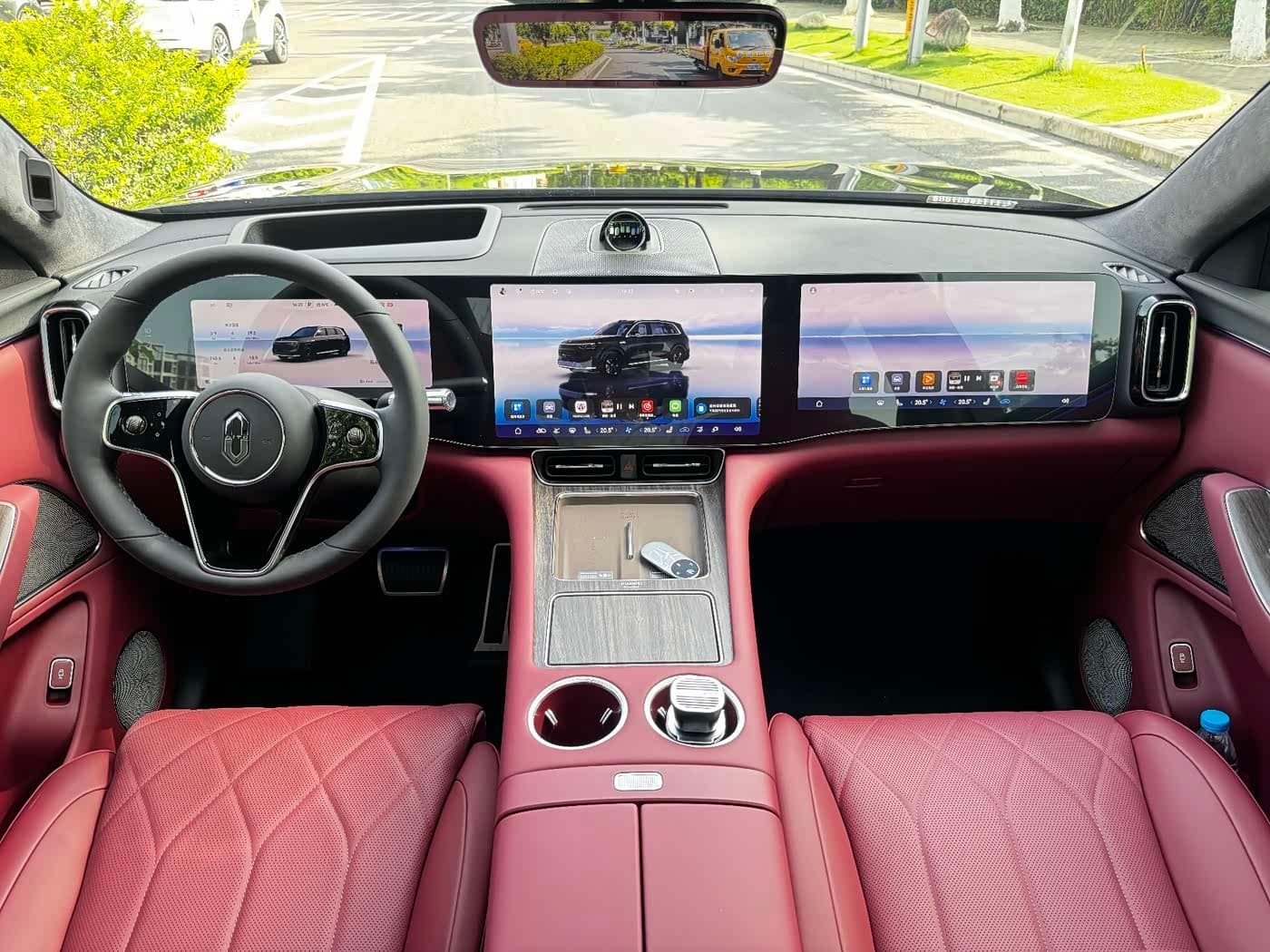 2026 Aito Wenjie AITO M8 Black, 2,000 km, China export – photo 15