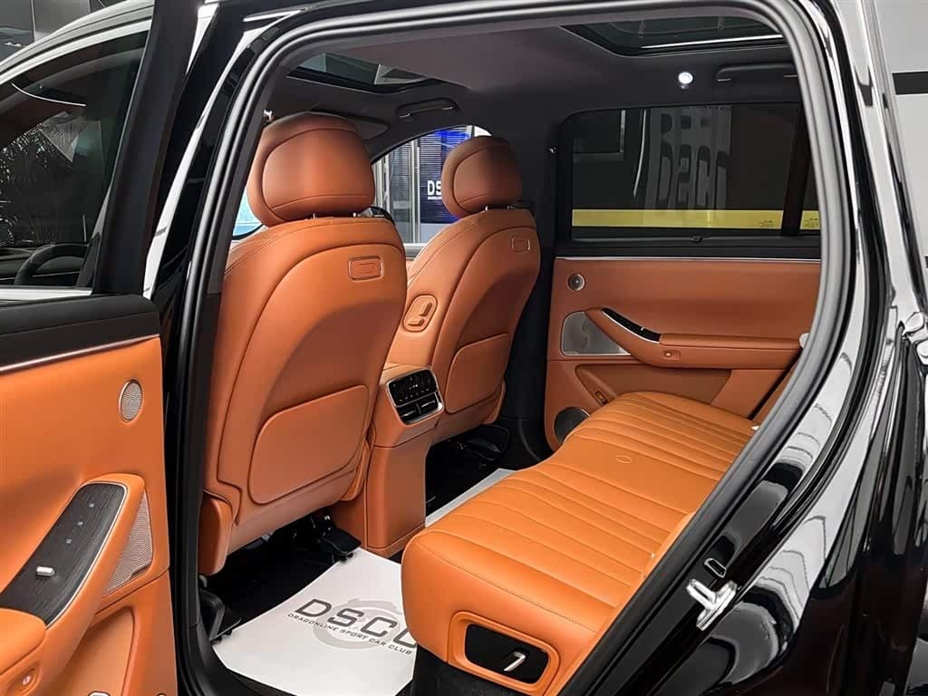 2026 Aito Wenjie AITO M7 Black, 500 km, China export – photo 8