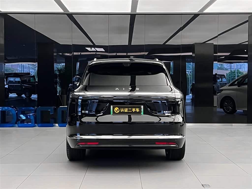 2026 Aito Wenjie AITO M7 Black, 500 km, China export – photo 5