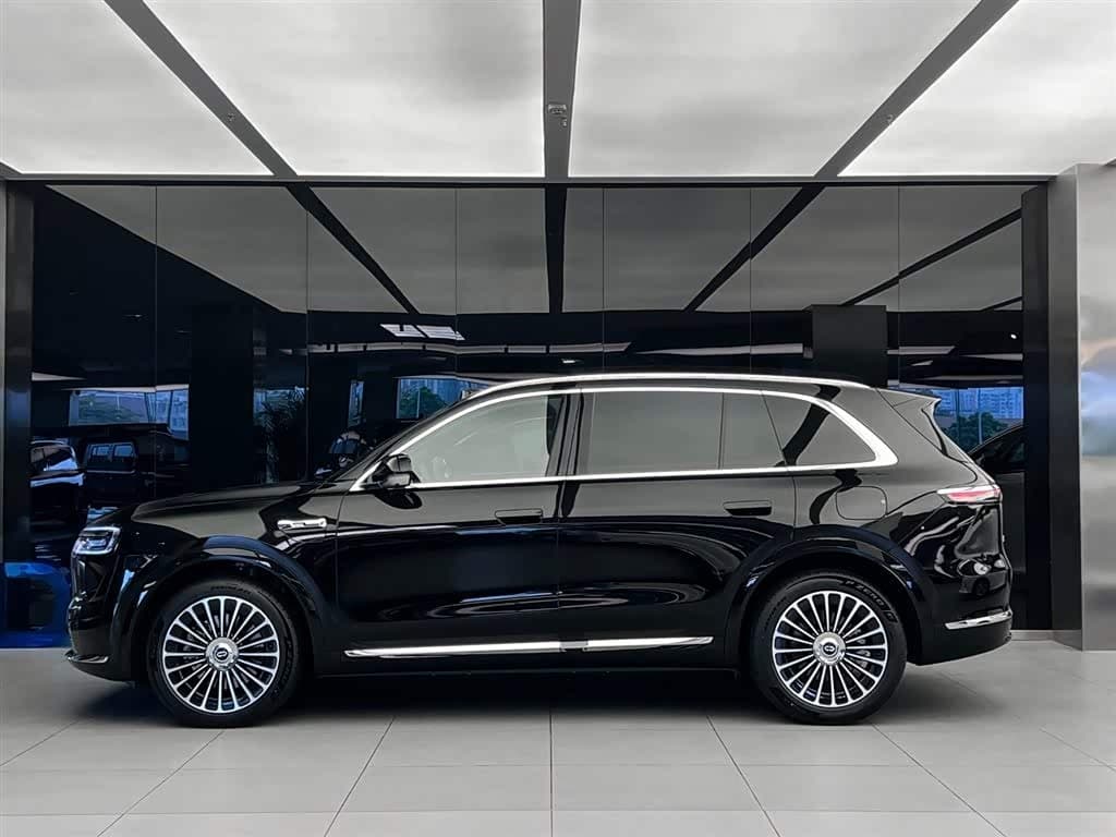 2026 Aito Wenjie AITO M7 Black, 500 km, China export – photo 3