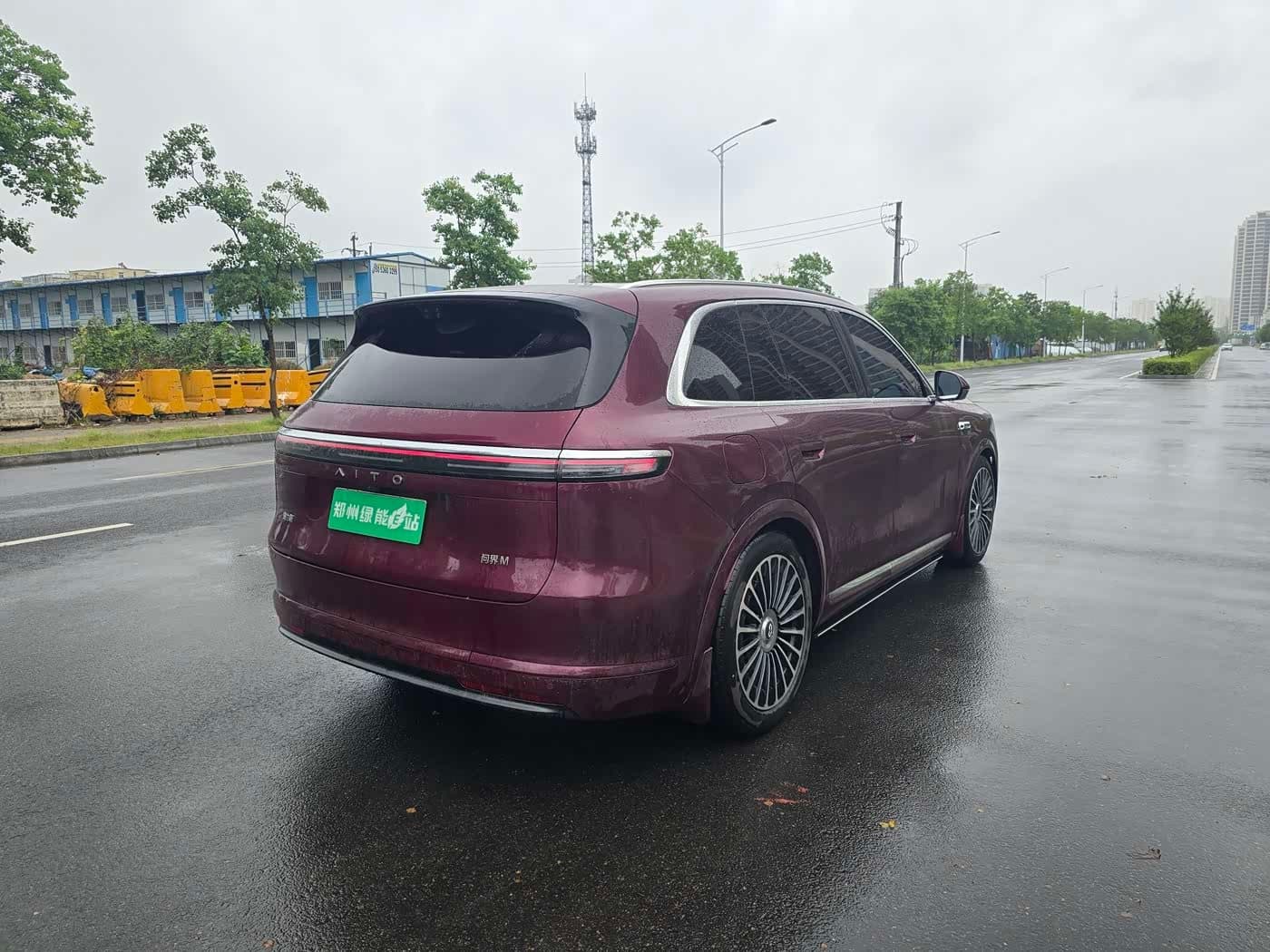 2025 Aito Wenjie AITO M7 Red, 4,000 km, China export – photo 9