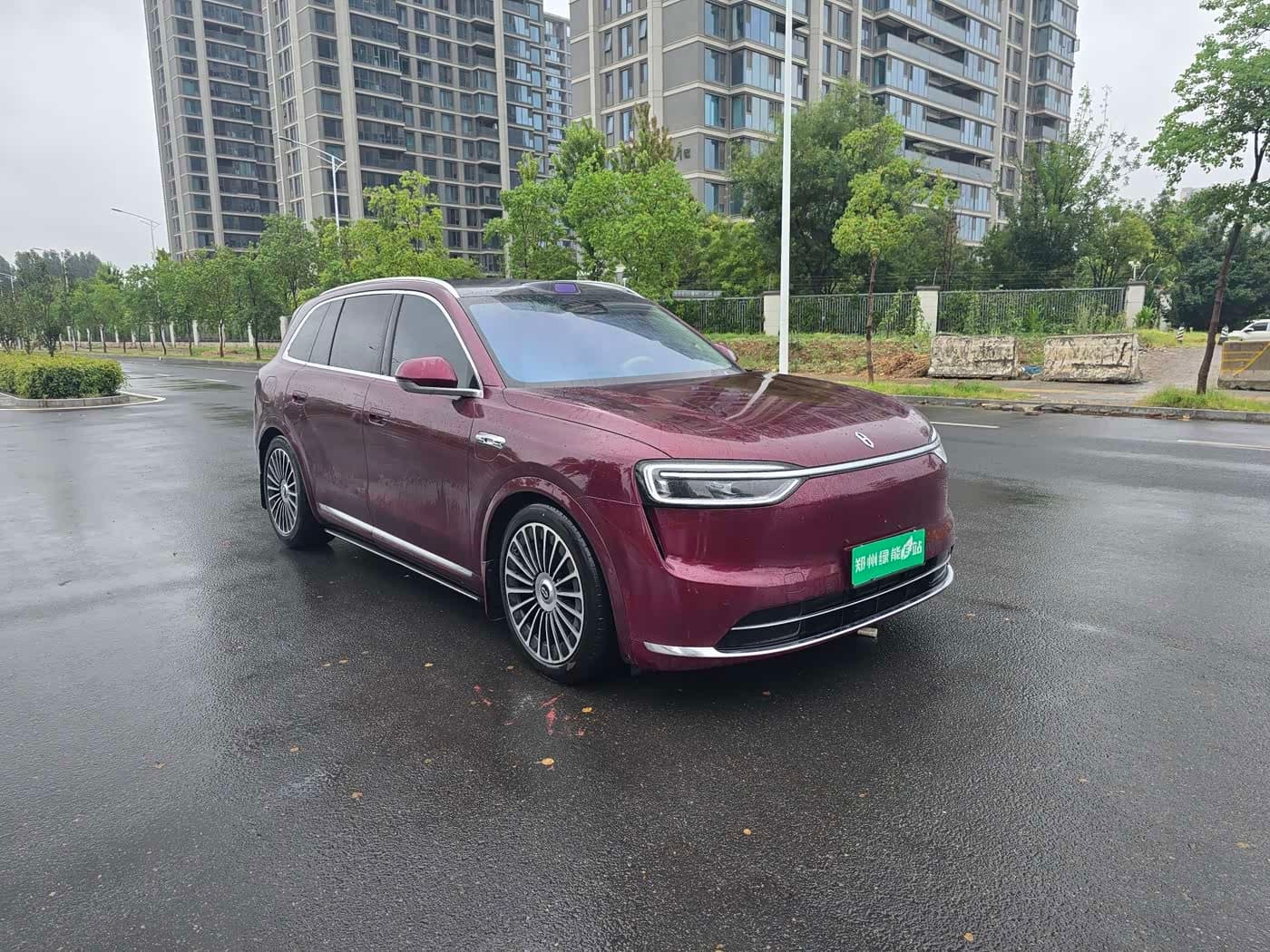 2025 Aito Wenjie AITO M7 Red, 4,000 km, China export – photo 3
