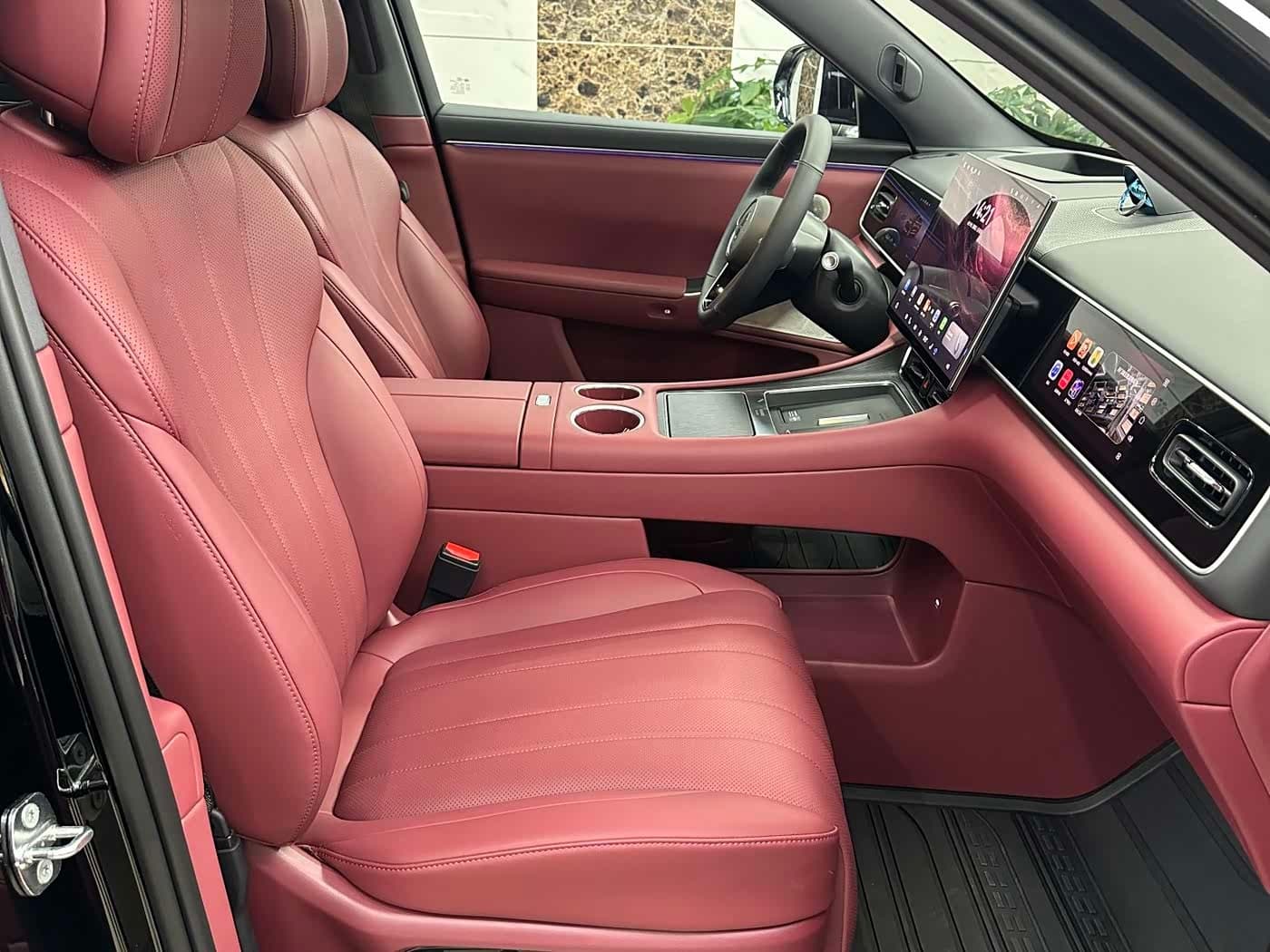2025 Aito Wenjie AITO M7 Black, 3,700 km, China export – photo 13