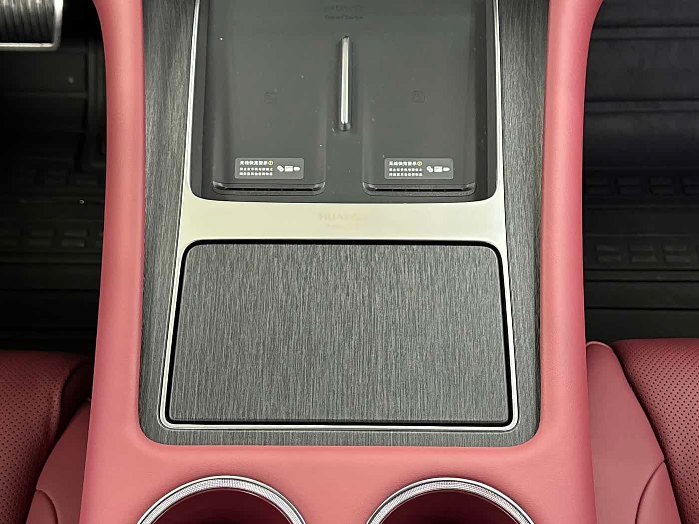 2025 Aito Wenjie AITO M7 Black, 3,700 km, China export – photo 19