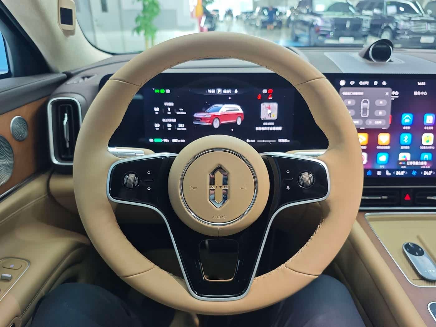 2025 Aito Wenjie AITO M9 Red, 15,000 km, China export – photo 16