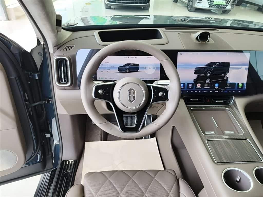 2025 Aito Wenjie AITO M8 Blue, 5,300 km, China export – photo 11