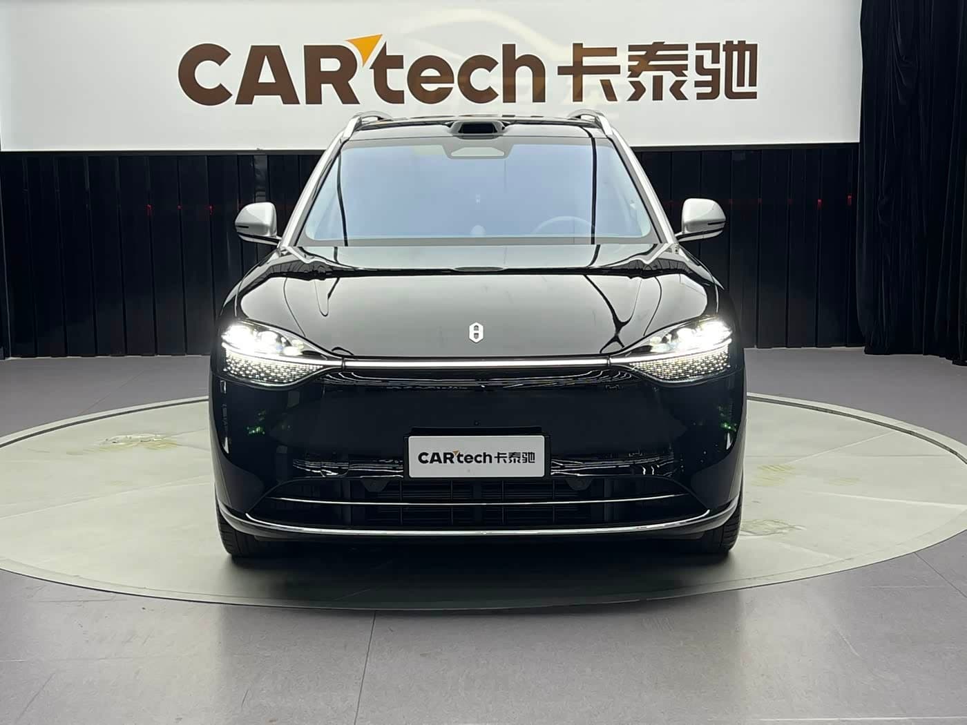 2025 Aito Wenjie AITO M9 Black, 7,000 km, China export – photo 2