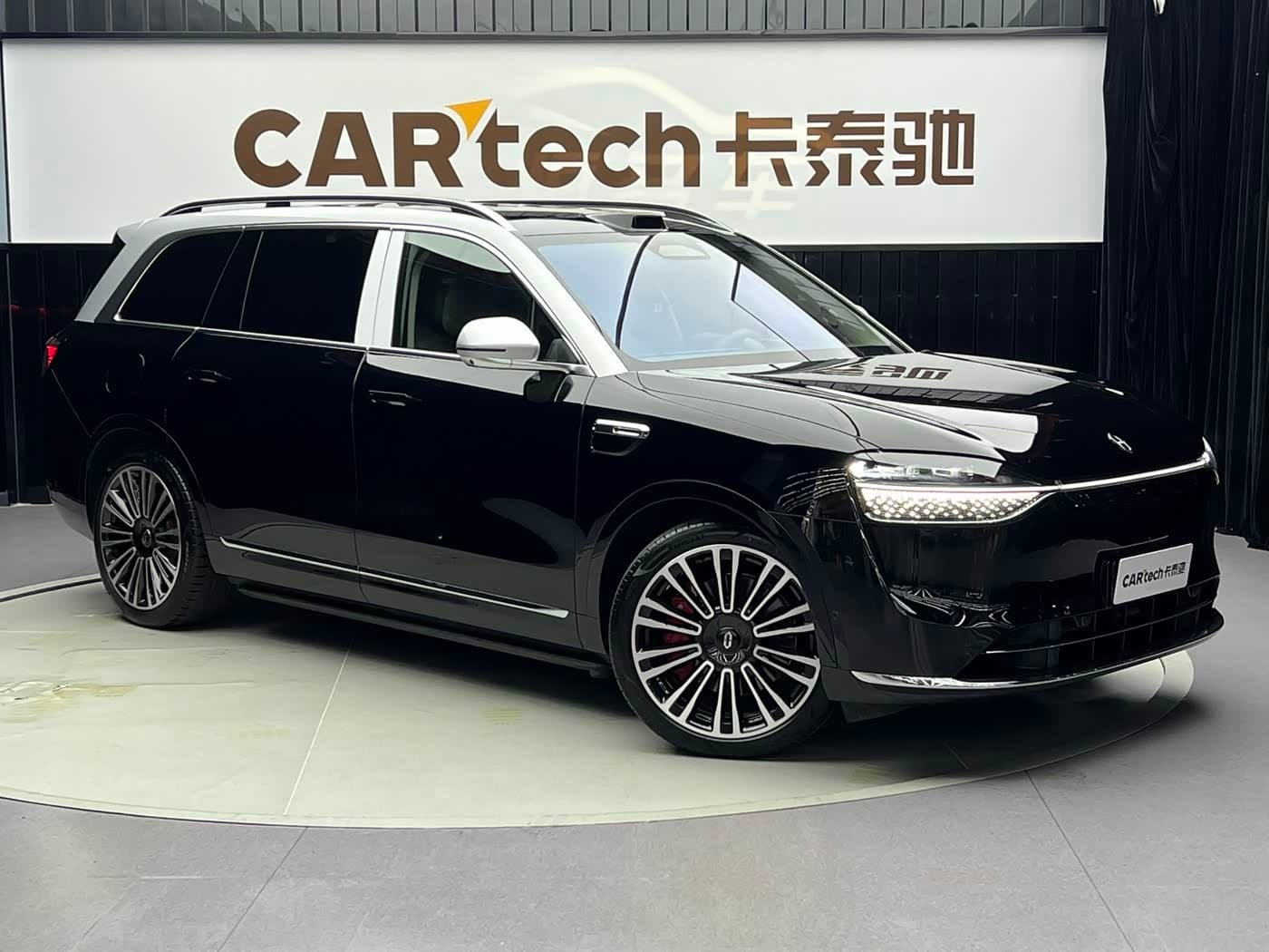 2025 Aito Wenjie AITO M9 Black, 7,000 km, China export – photo 3