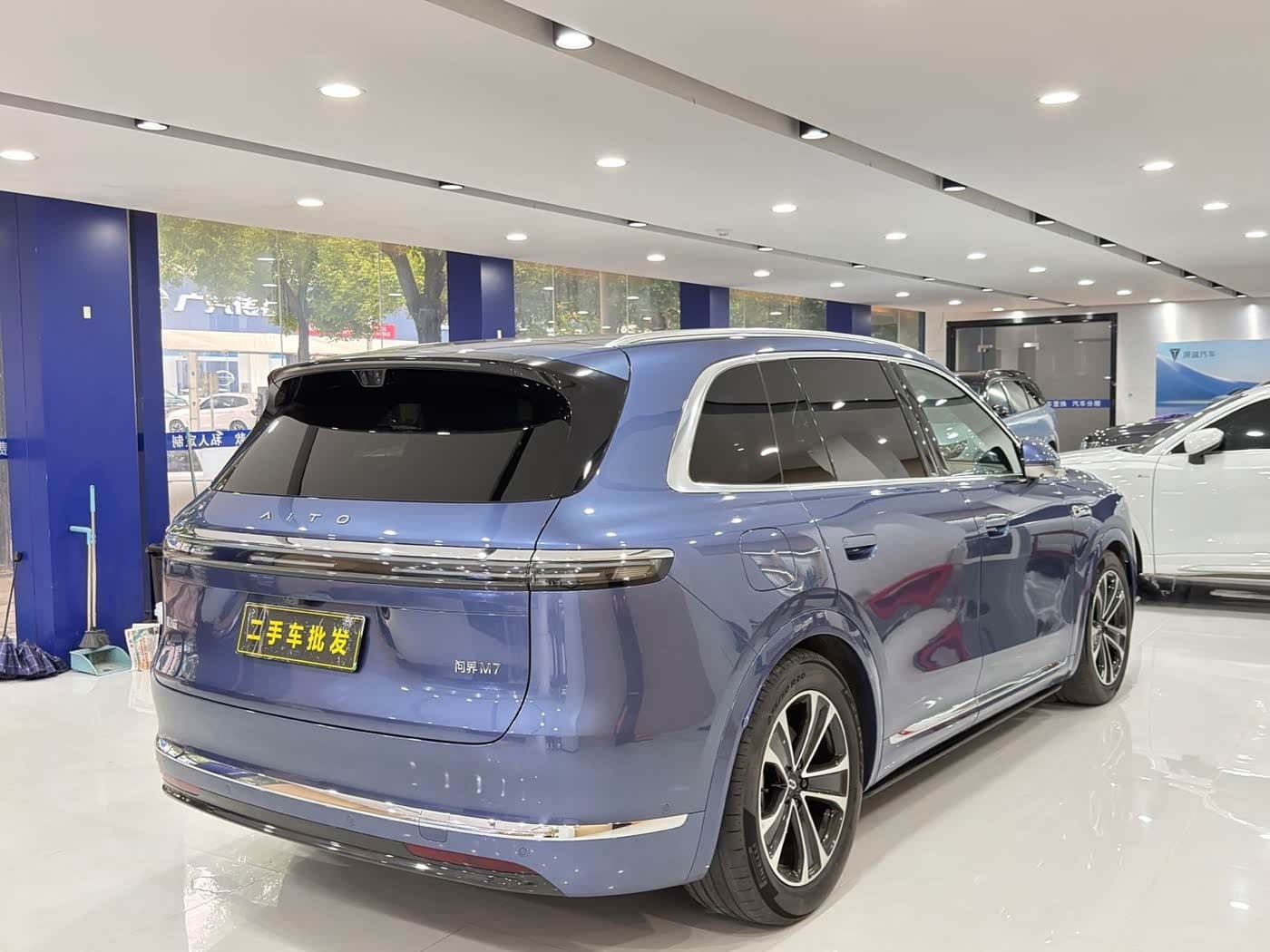 2025 Aito Wenjie AITO M7 Blue, 20,000 km, China export – photo 7
