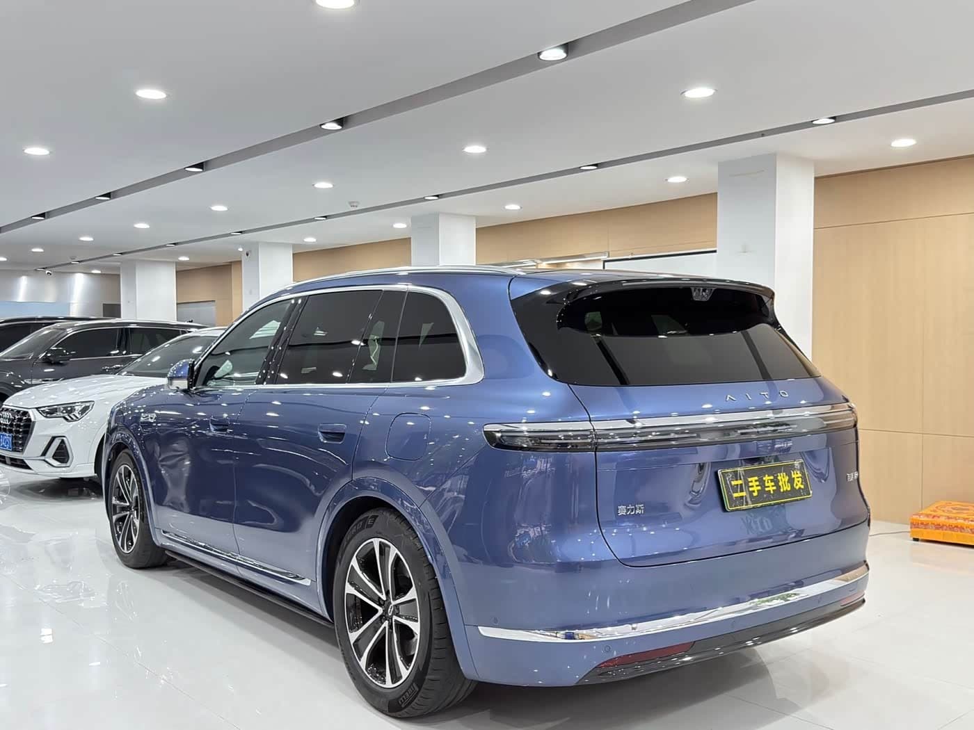 2025 Aito Wenjie AITO M7 Blue, 20,000 km, China export – photo 9