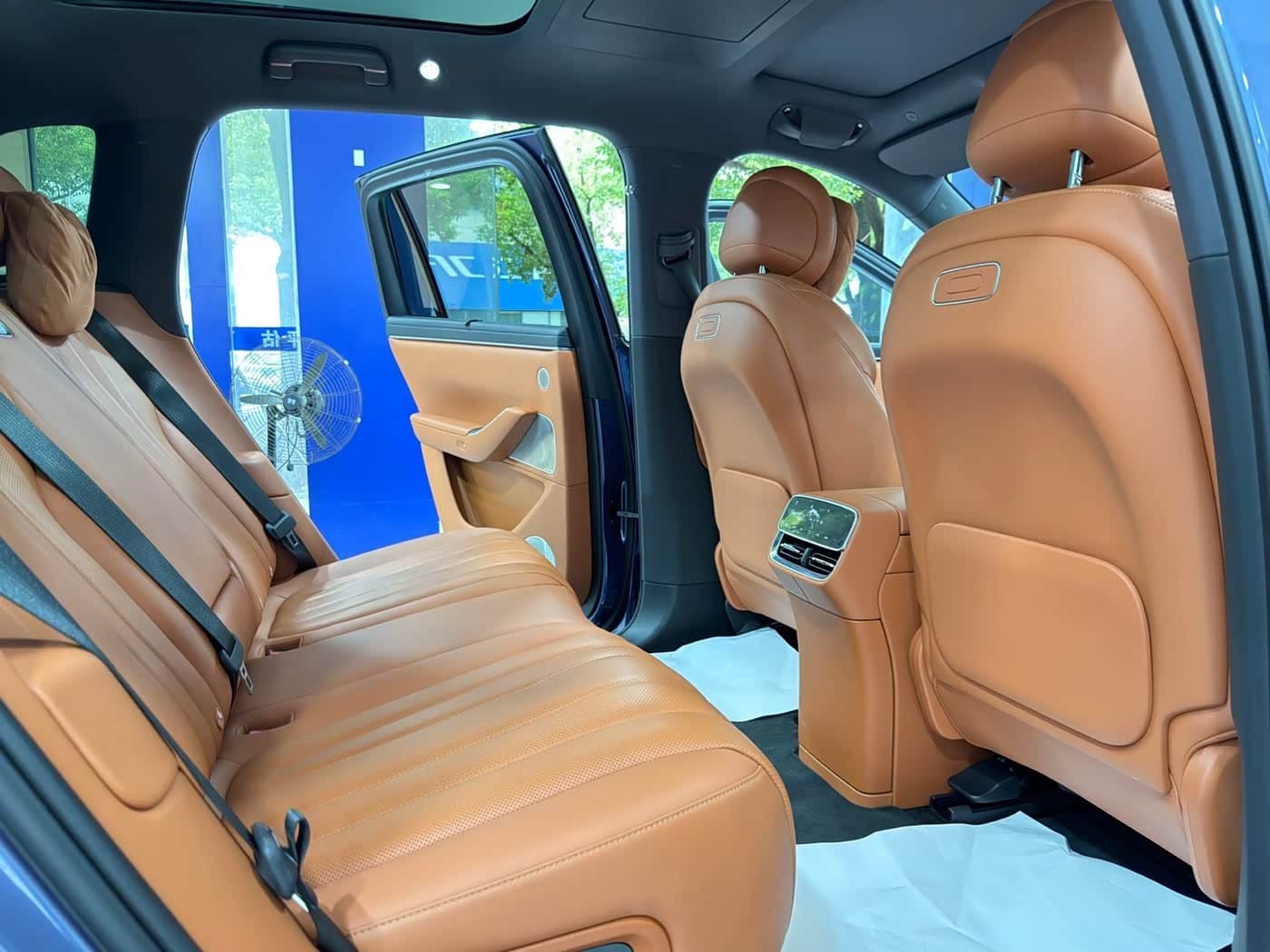 2025 Aito Wenjie AITO M7 Blue, 20,000 km, China export – photo 14