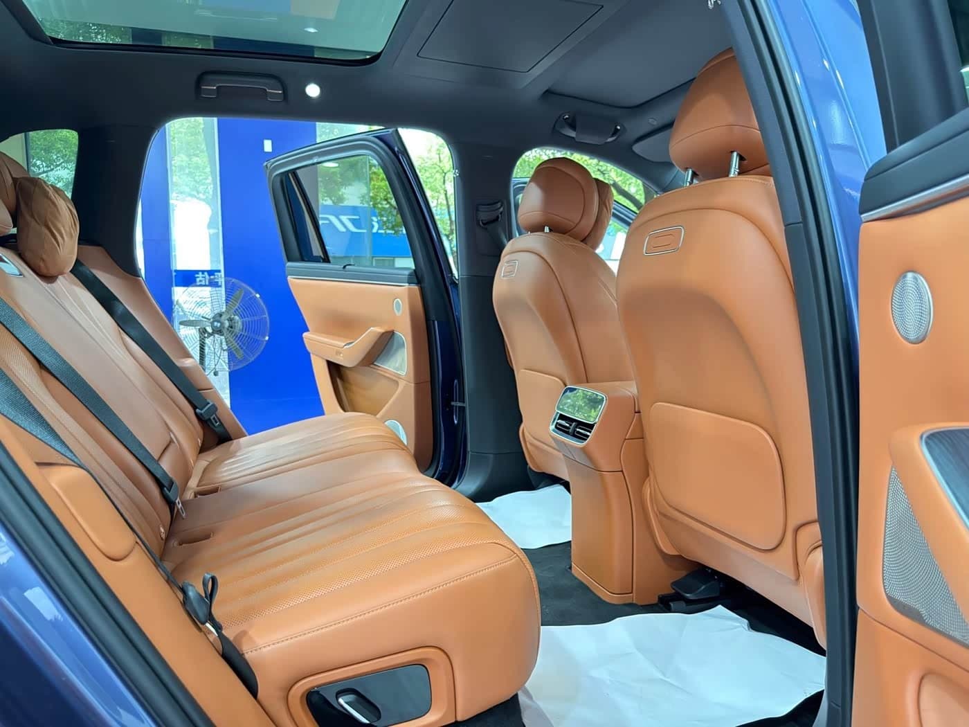 2025 Aito Wenjie AITO M7 Blue, 20,000 km, China export – photo 15