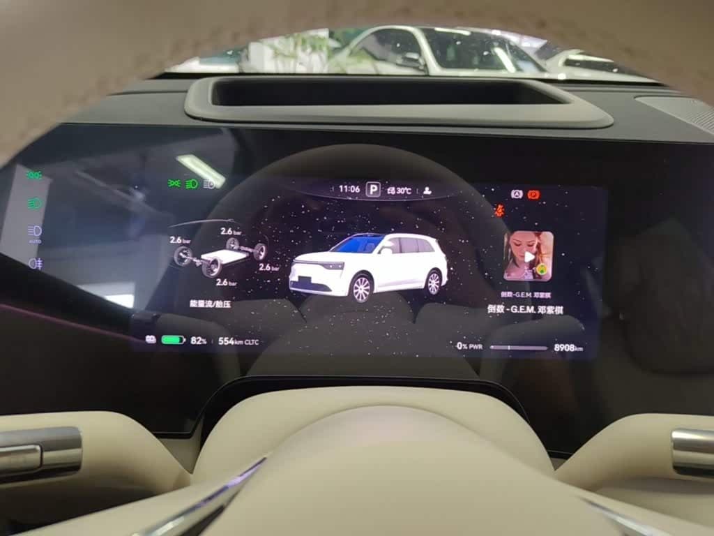 2025 Aito Wenjie AITO M8 White, 8,900 km, China export – photo 12