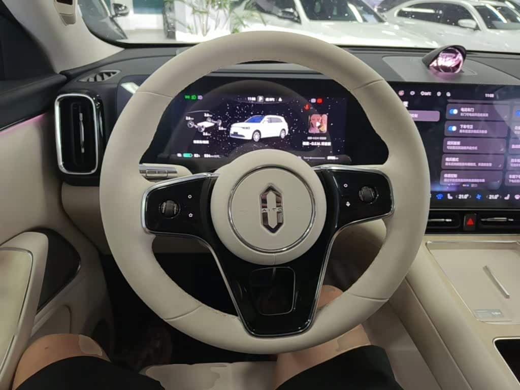 2025 Aito Wenjie AITO M8 White, 8,900 km, China export – photo 11