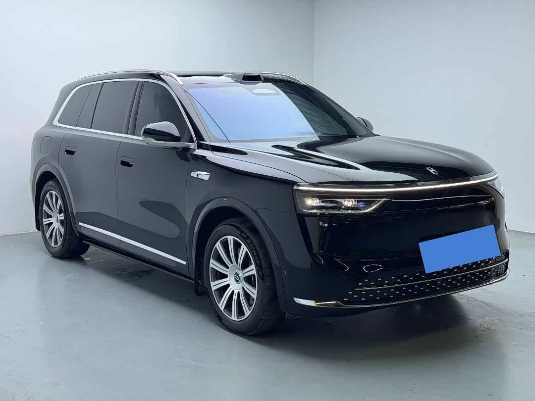 2025 Aito Wenjie AITO M8 Black, 9,000 km, China export – photo 3