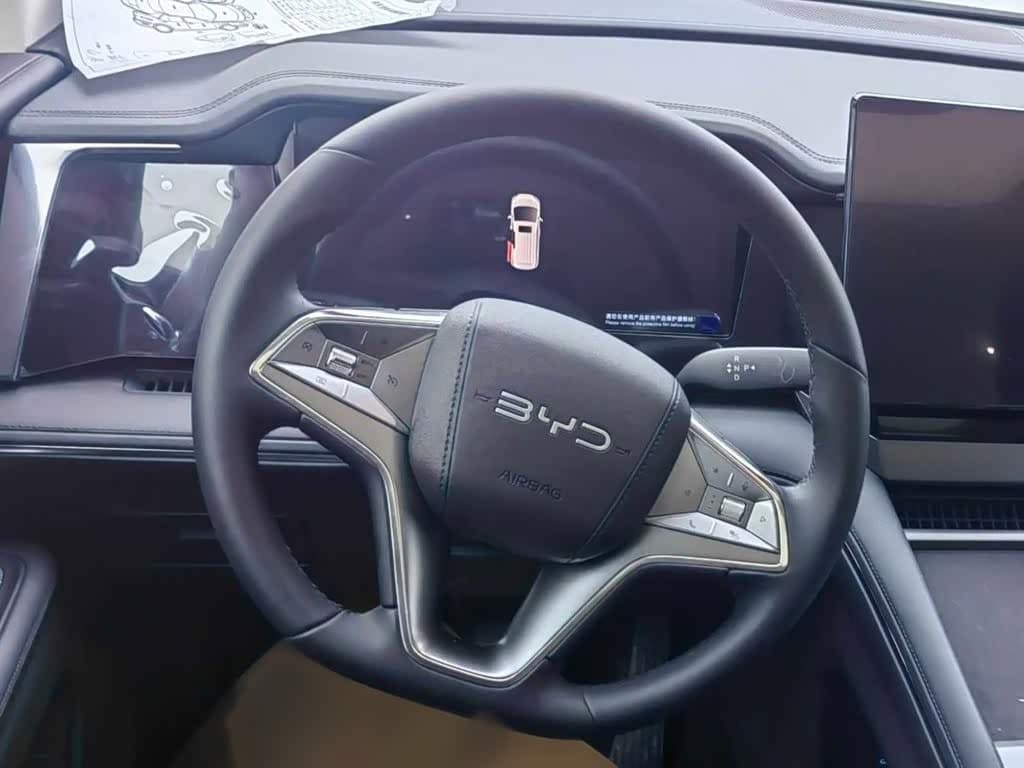 2025 BYD M9 White, 7,300 km, China export – photo 3