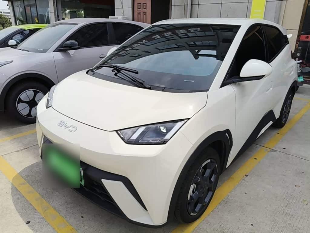 2024 BYD Seagull White, 8,800 km, China export – photo 1