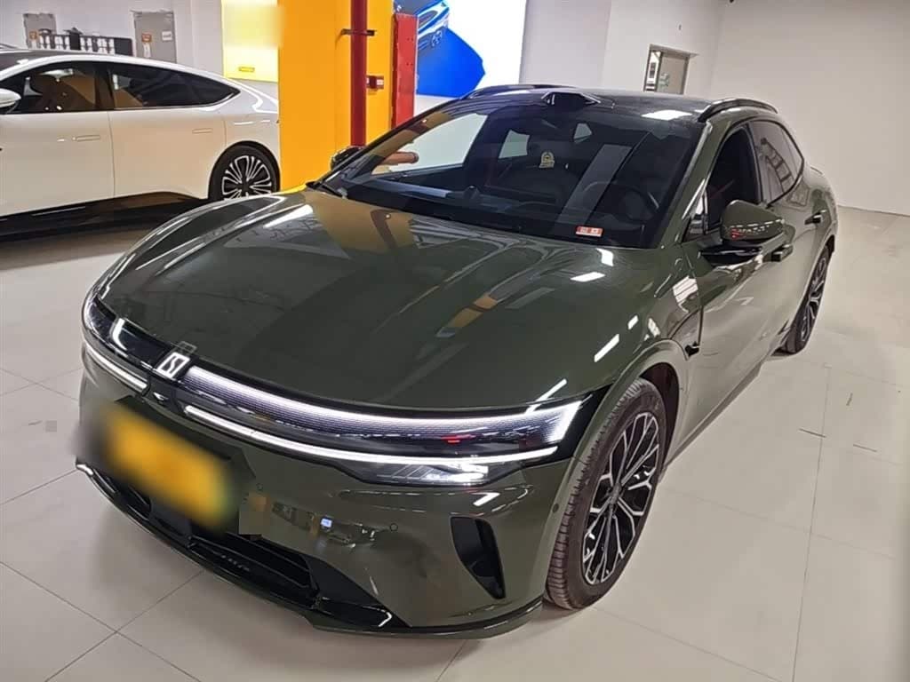 2025 Zeekr 007GT Green, 10,800 km, China export – photo 2