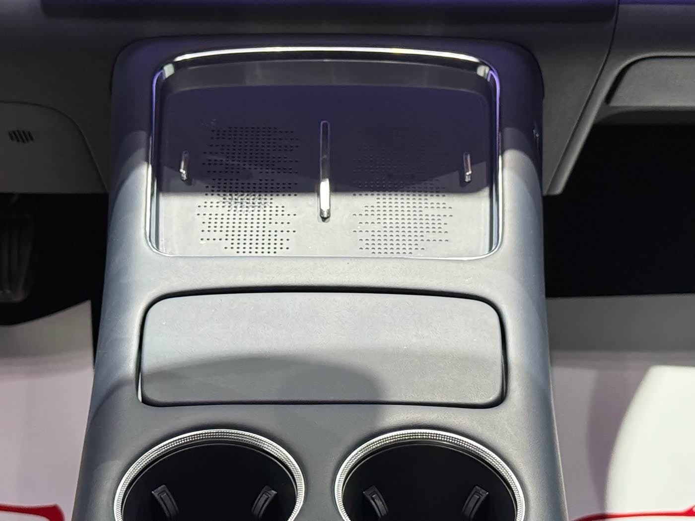 2025 Voyah Auto Voyah Zhiyin Black, 6,000 km, China export – photo 13