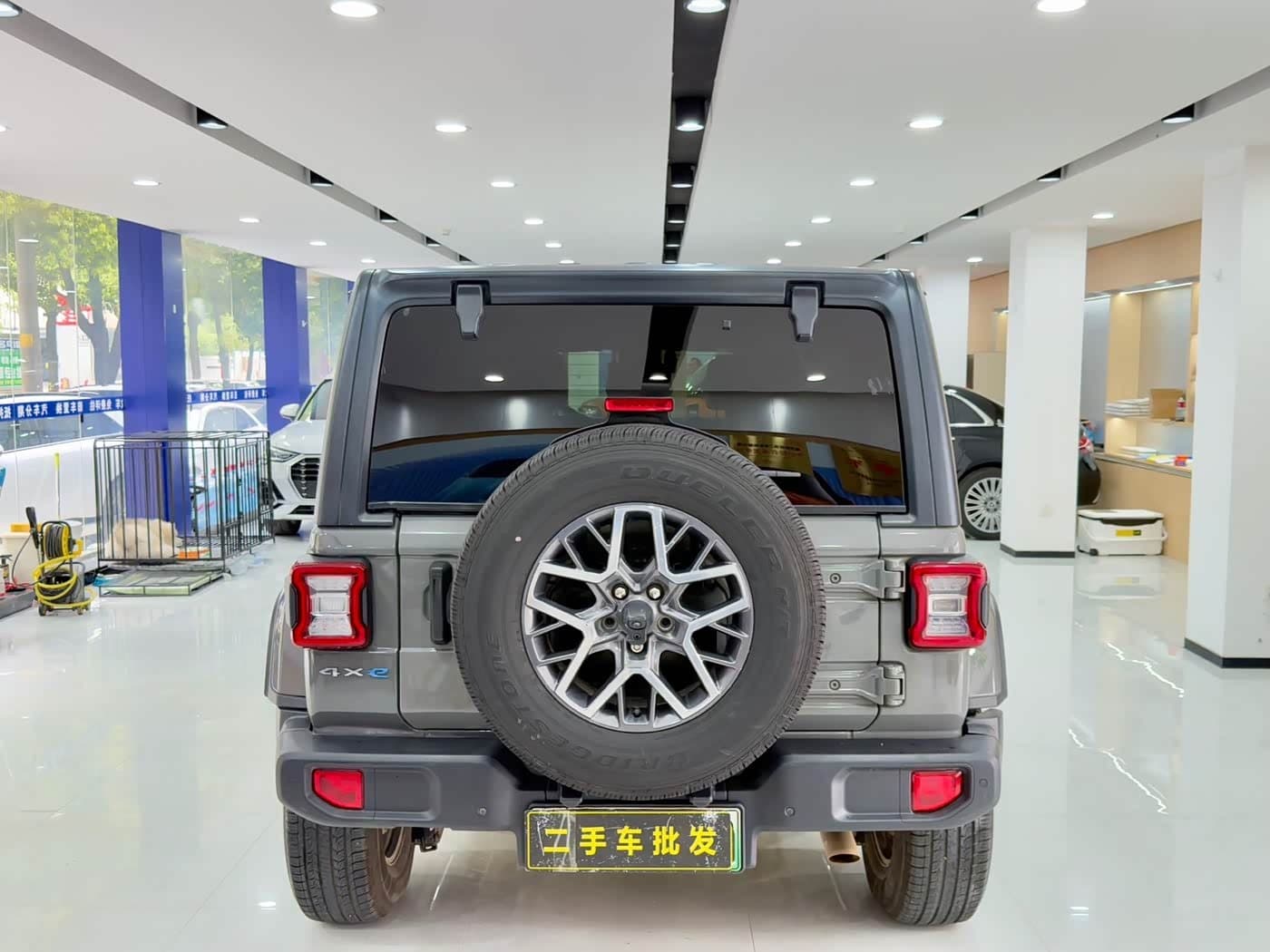 2021 Jeep Wrangler 4xe Zilvergrijs, 80,000 km, China export – photo 8