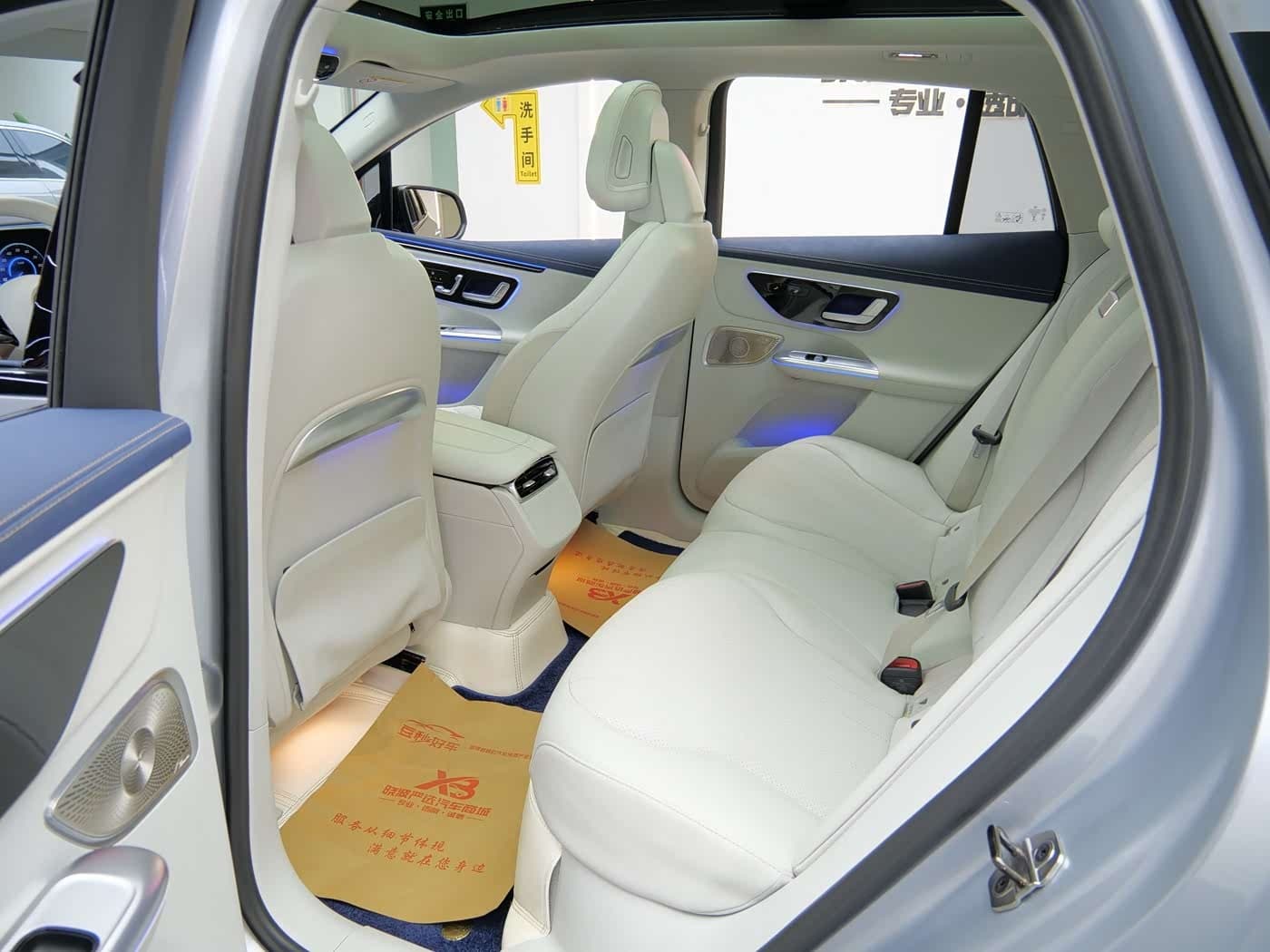 2023 Mercedes-Benz EQE SUV Silver Gray, 38,900 km, China export – photo 12