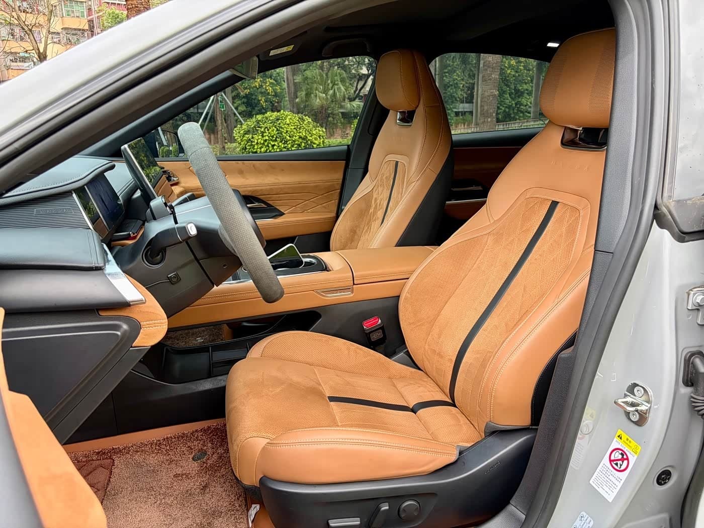 2024 Mazda EZ-6 Silbergrau, 29,000 km, China export – photo 9