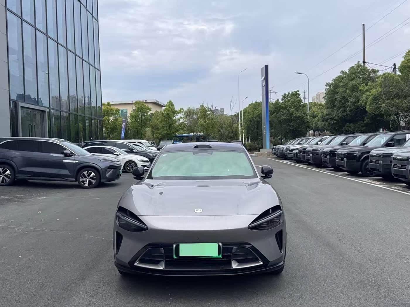2025 Xiaomi Auto Xiaomi YU7 رمادي فضي, 5,000 km, China export – photo 2