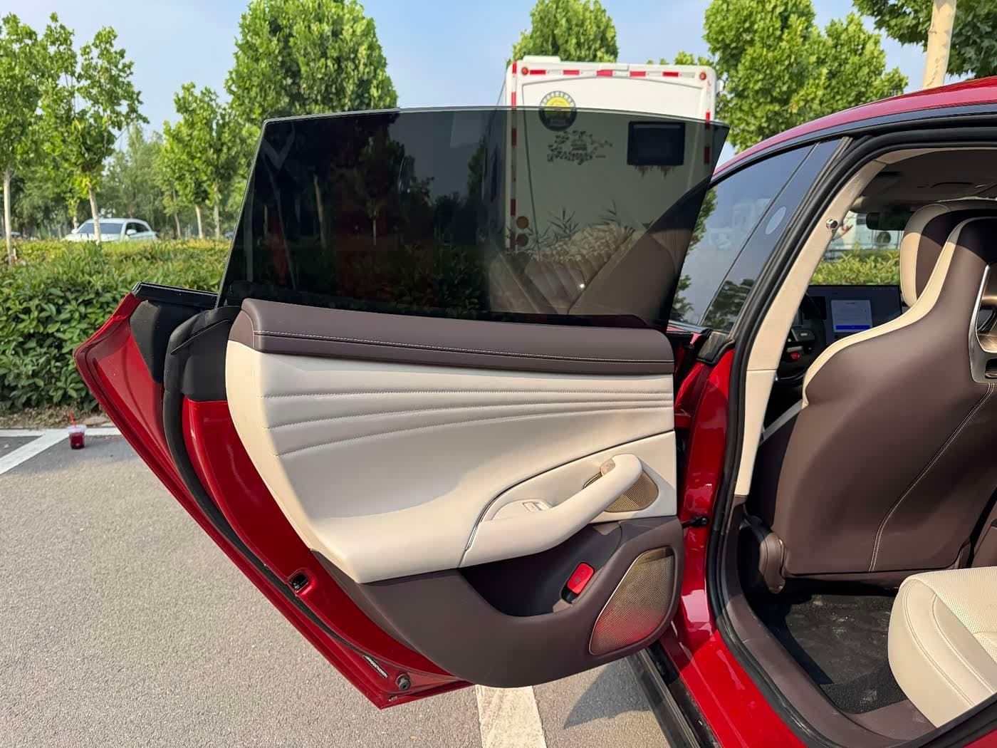 2026 Xiaomi Auto Xiaomi SU7 Red, 2,300 km, China export – photo 16