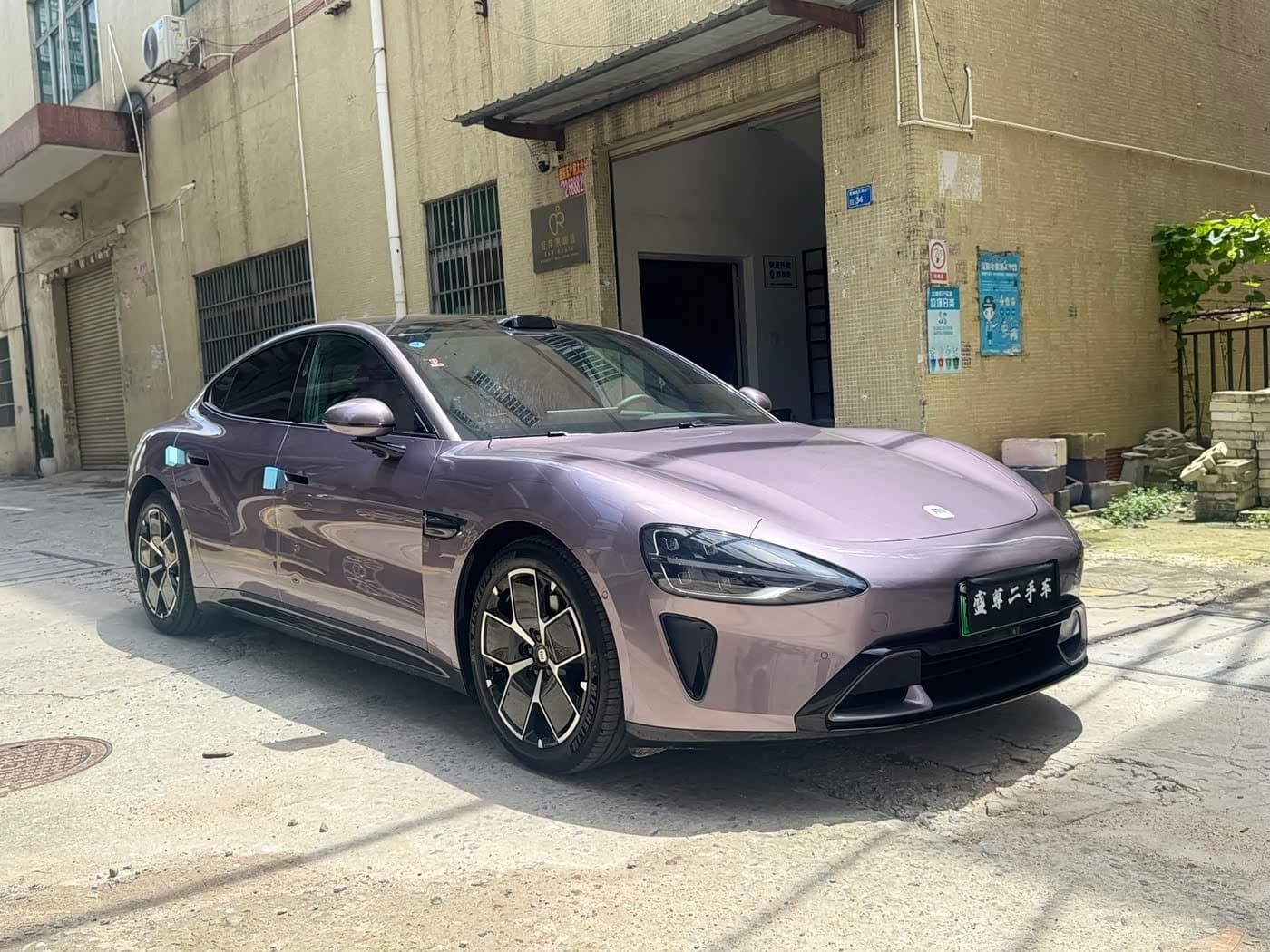 2024 Xiaomi Auto Xiaomi SU7 Red, 16,000 km, China export – photo 2