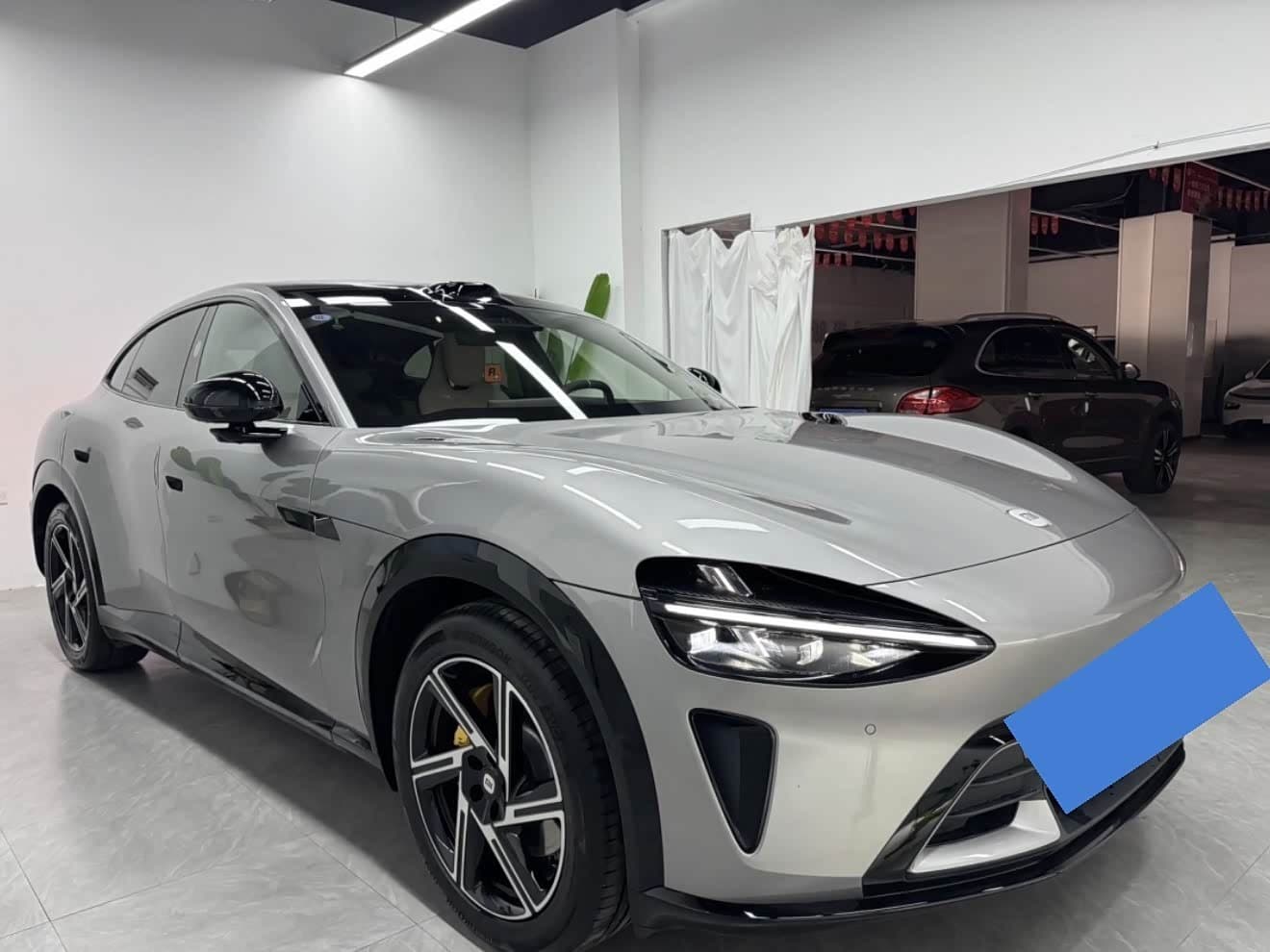 2025 Xiaomi Auto Xiaomi YU7 رمادي فضي, 10,000 km, China export – photo 3