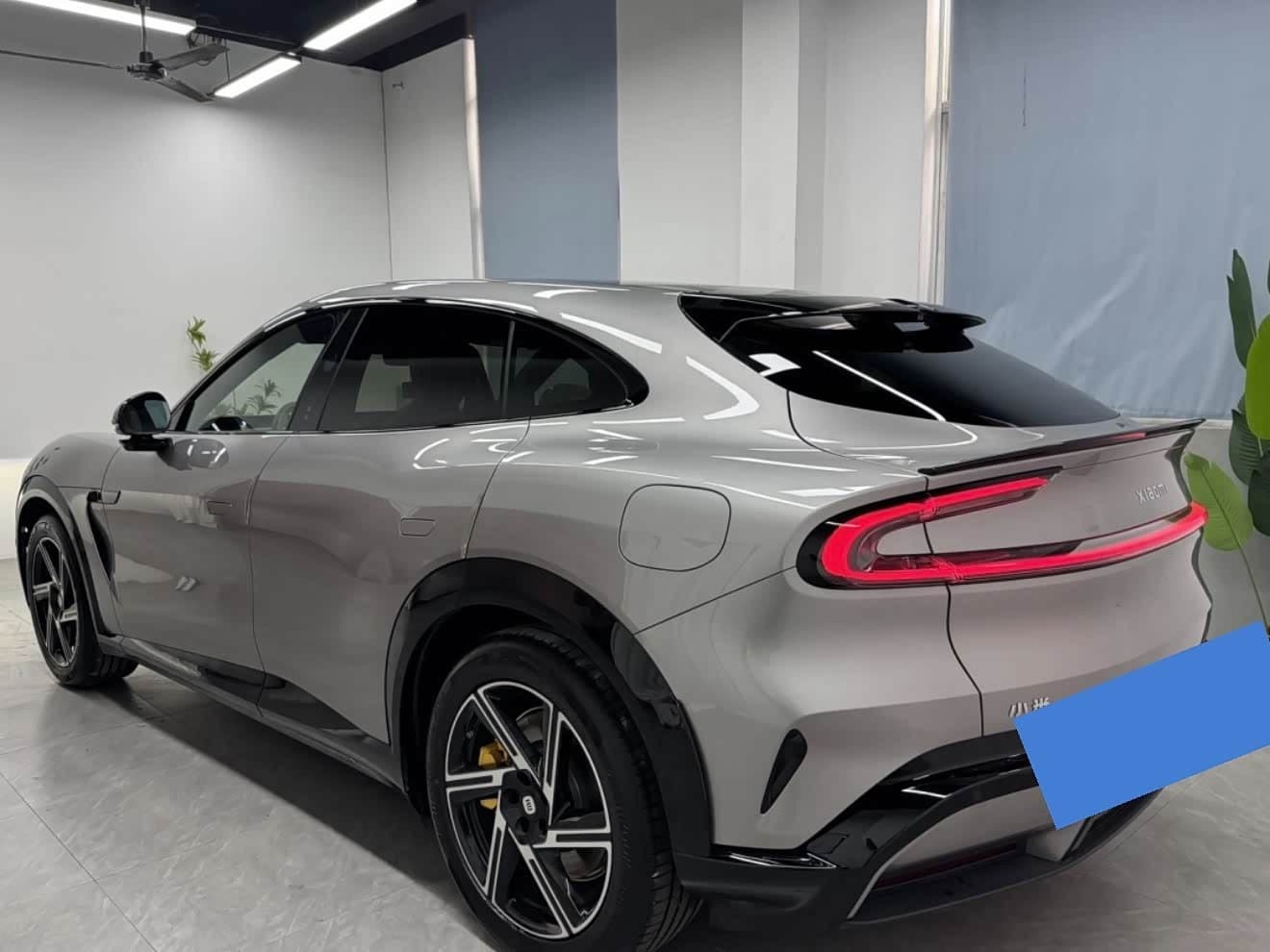 2025 Xiaomi Auto Xiaomi YU7 رمادي فضي, 10,000 km, China export – photo 8