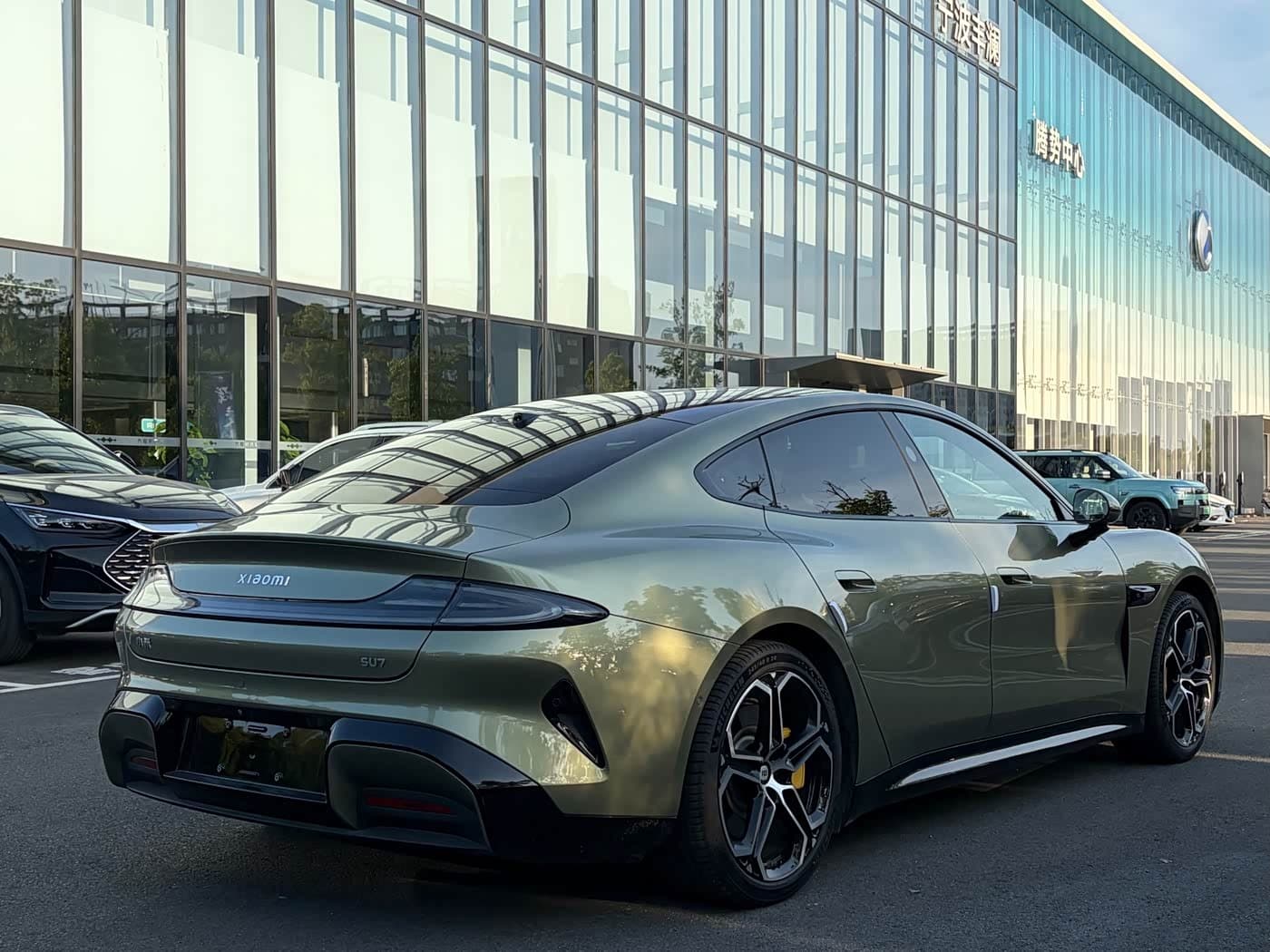 2024 Xiaomi Auto Xiaomi SU7 Green, 15,000 km, China export – photo 16
