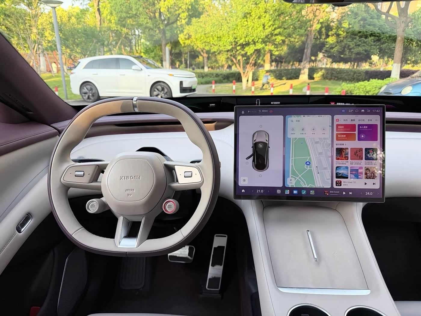 2025 Xiaomi Auto Xiaomi YU7 Silbergrau, 10,000 km, China export – photo 8