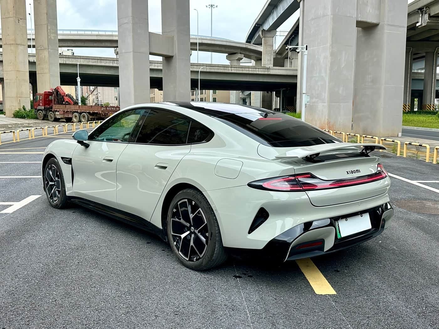 2024 Xiaomi Auto Xiaomi SU7 Silbergrau, 20,000 km, China export – photo 14