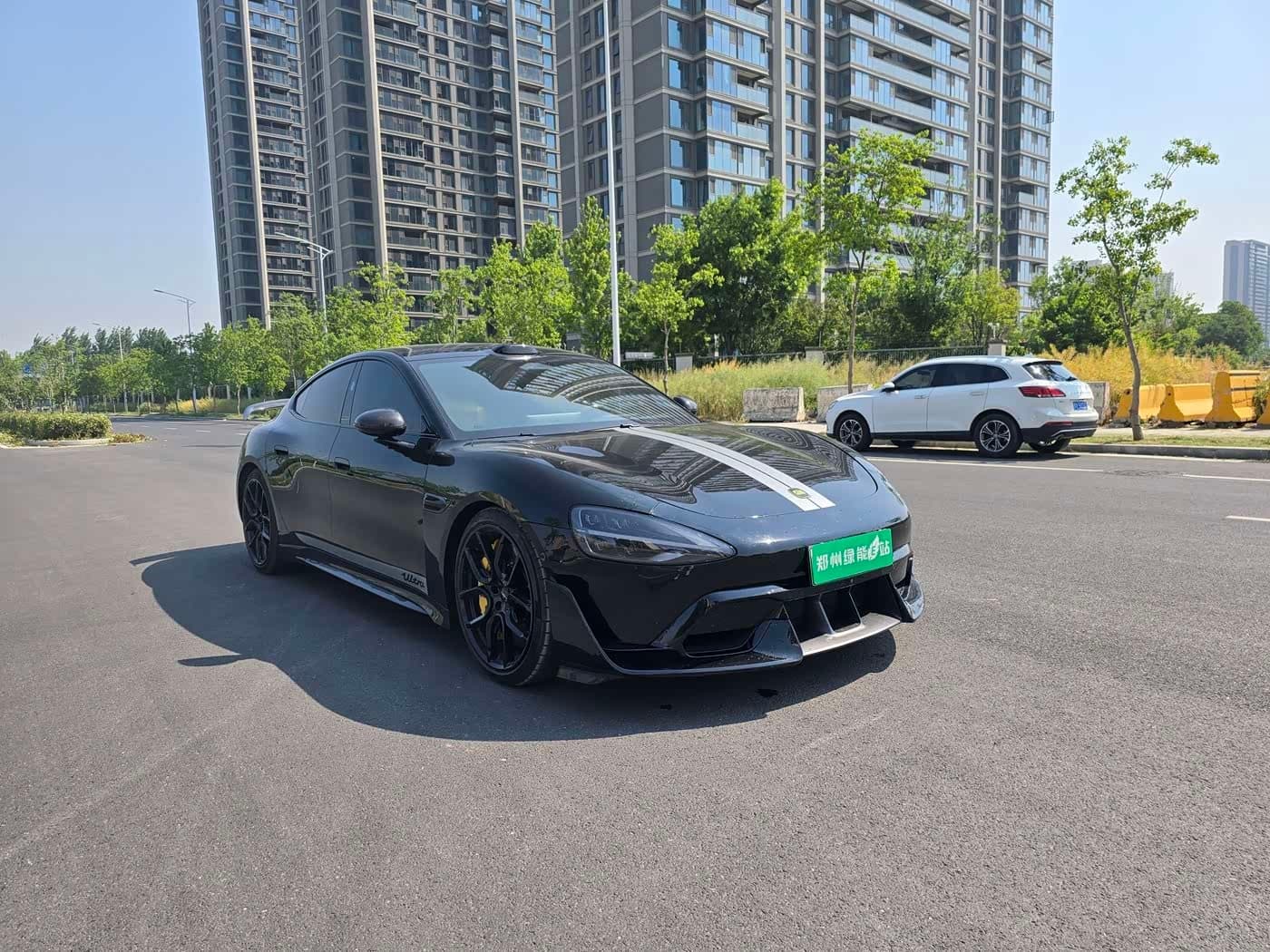 2025 Xiaomi Auto Xiaomi SU7 Ultra Black, 23,000 km, China export – photo 3