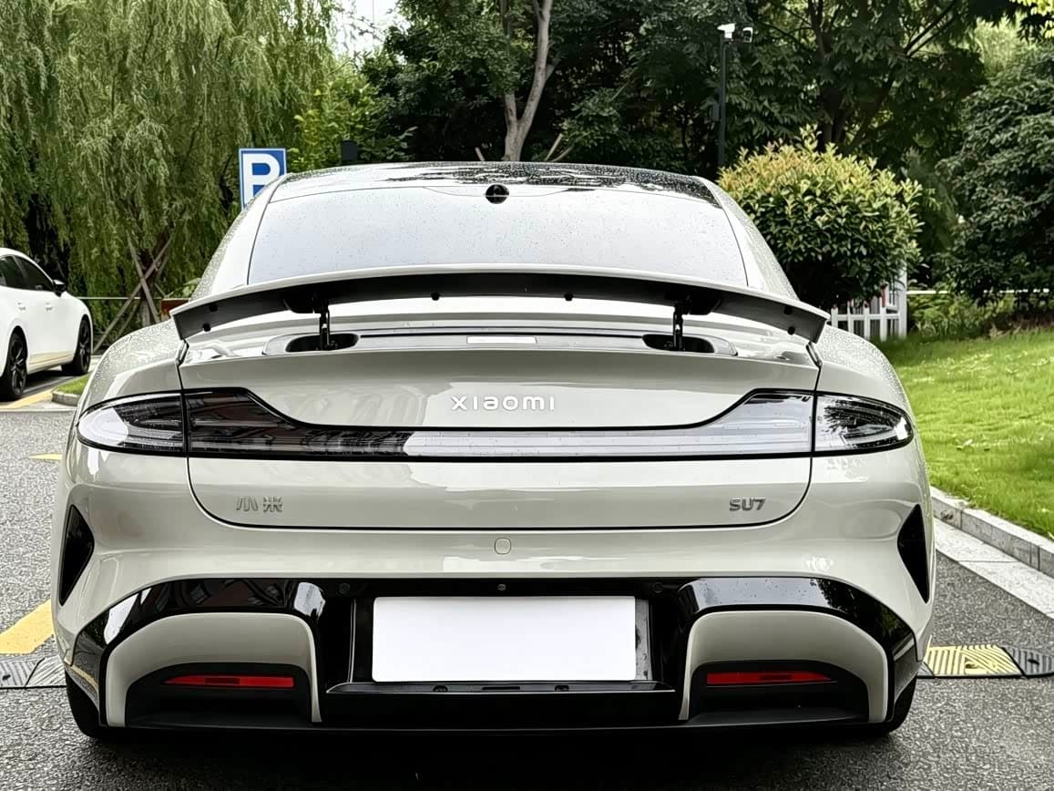 2024 Xiaomi Auto Xiaomi SU7 White, 25,000 km, China export – photo 8