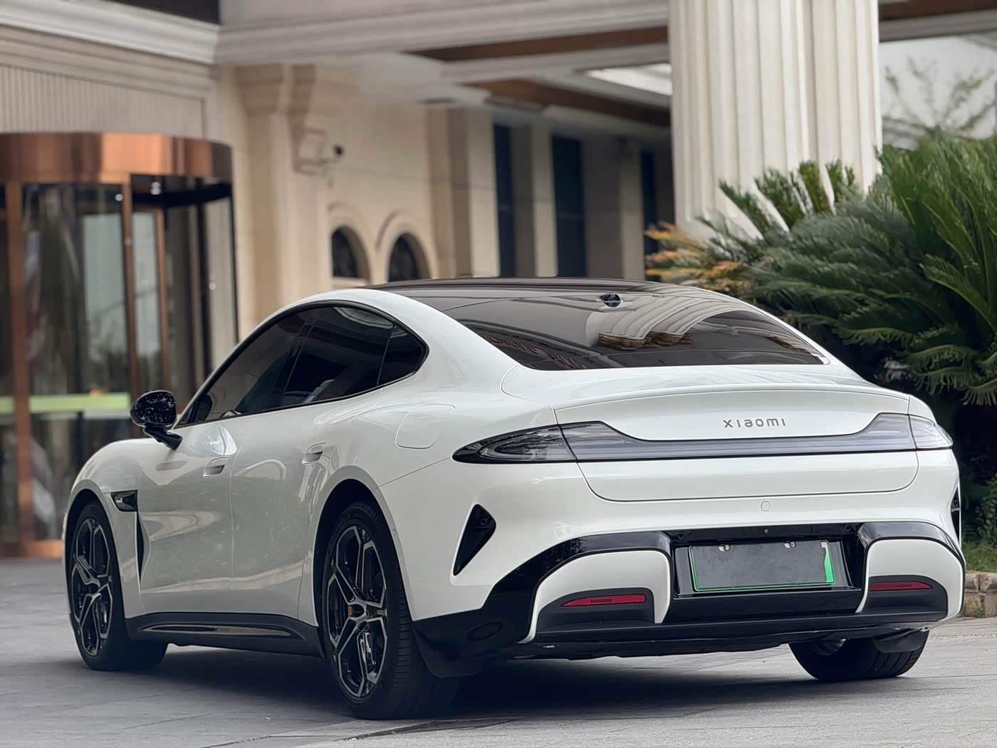 2024 Xiaomi Auto Xiaomi SU7 White, 30,000 km, China export – photo 8