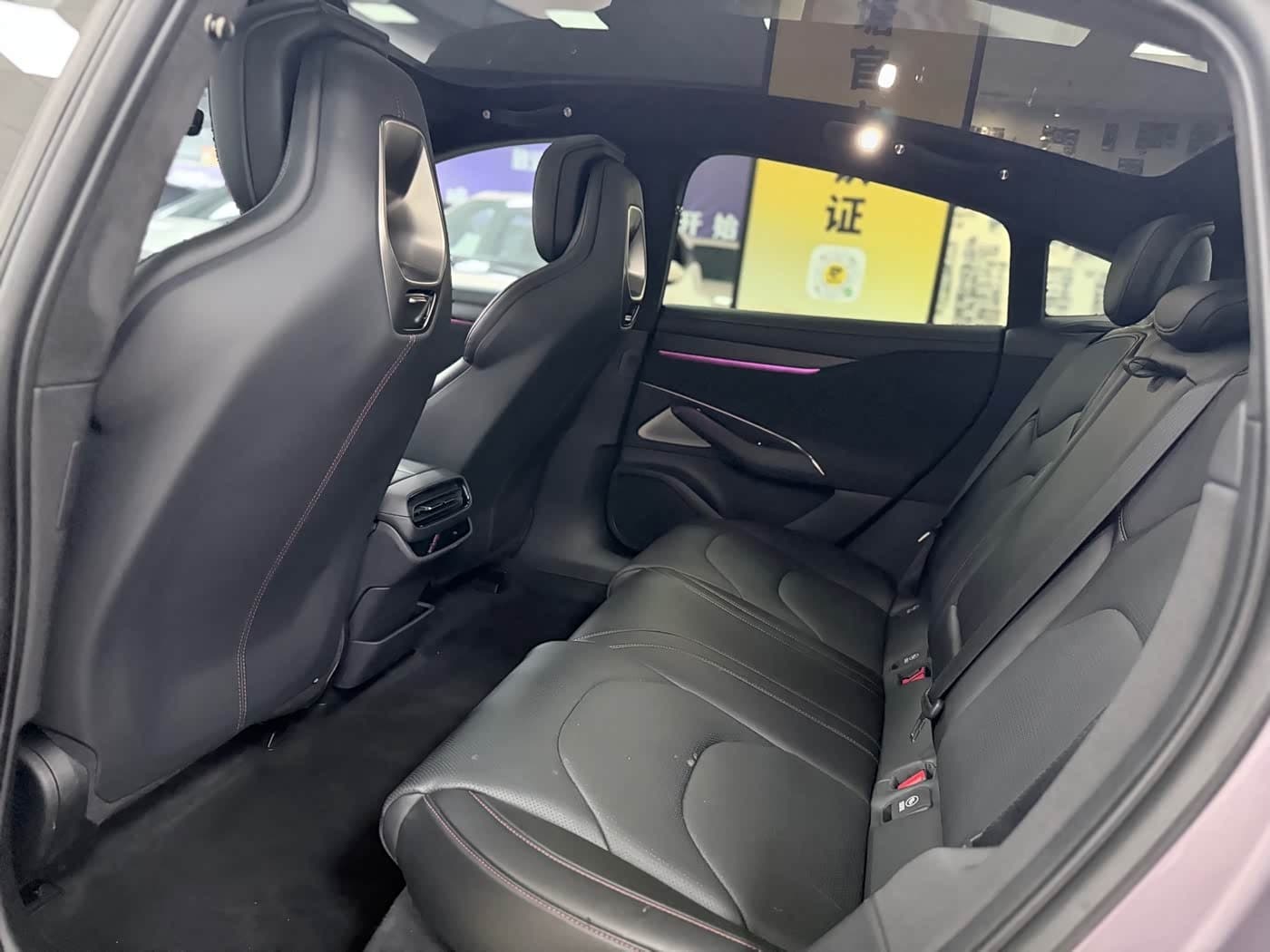 2024 Xiaomi Auto Xiaomi SU7 Red, 50,000 km, China export – photo 8